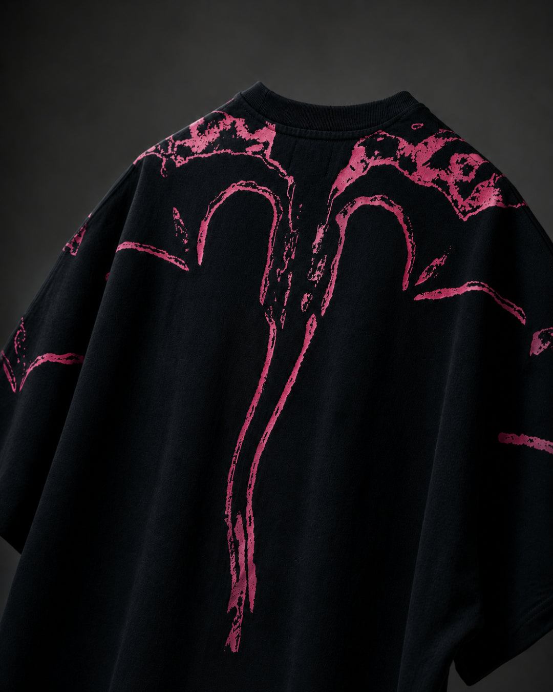 Black Oversized Graphic T-Shirt for Men – Dragon's Gaze