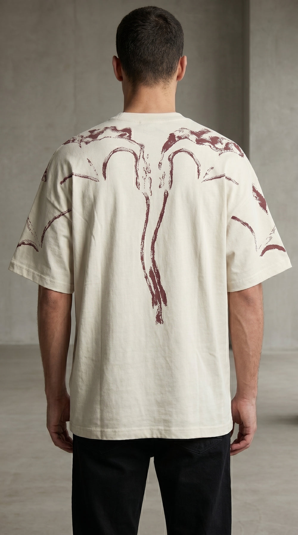 White Oversized Graphic T-Shirt for Men – Dragon's Gaze